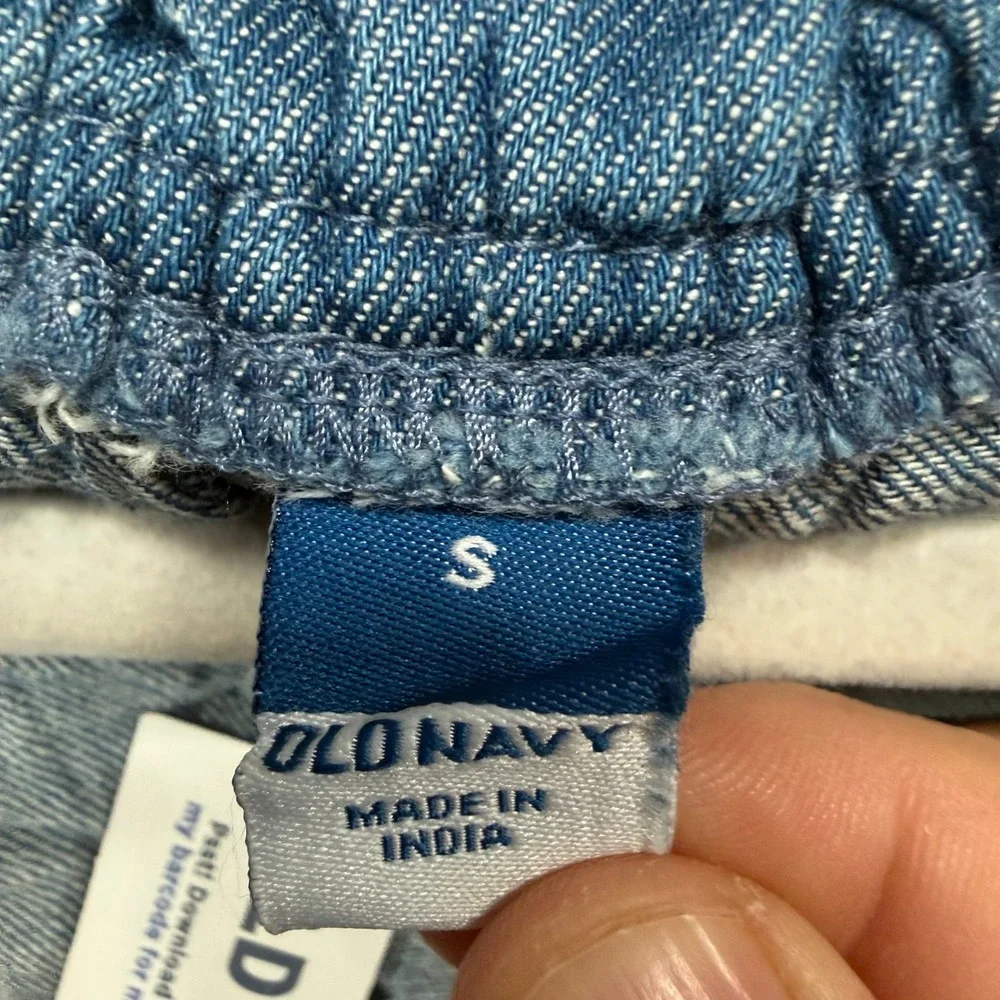 Old Navy Chambray Top Womens Small‎ Blue Ruffle Square Neck Puff Sleeve NEW